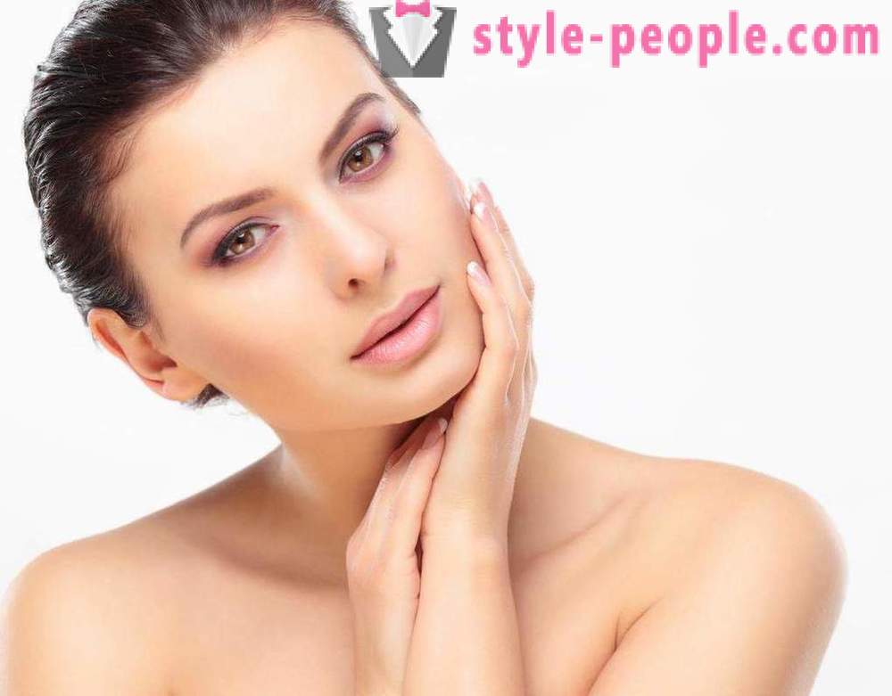 Зареждане на бръчките на лицето: ефективност, набор от упражнения за предотвратяване на стареенето на кожата