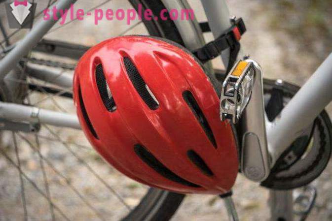 Каска на велосипеди: преглед на моделите, особено при избора на производителите и