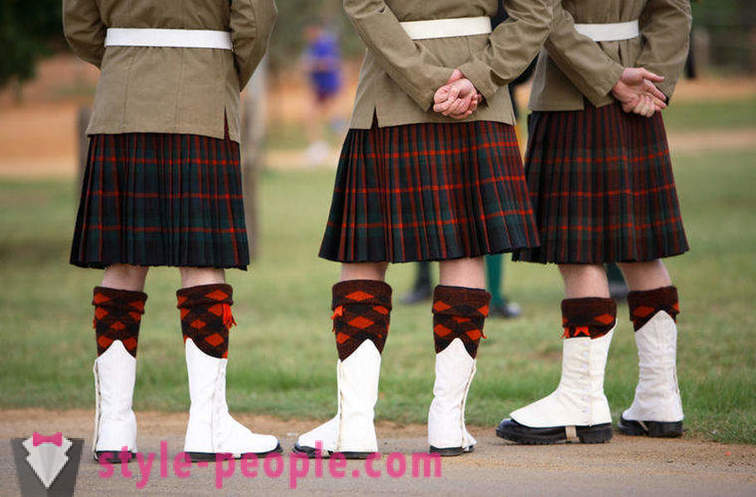 Когато отидох обичая на шотландците носят поли?