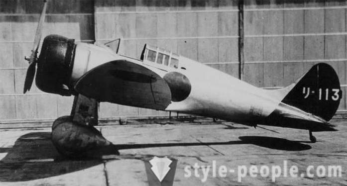 Историята за това как пилотите на СССР преподават японски тактика камикадзе