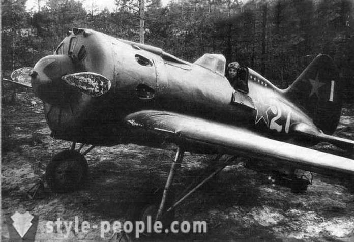 Историята за това как пилотите на СССР преподават японски тактика камикадзе
