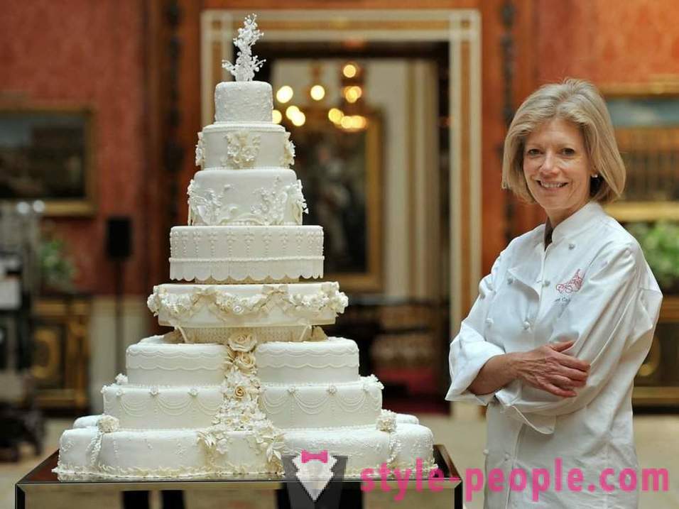 Селекция от поразително кралските сватбени торти