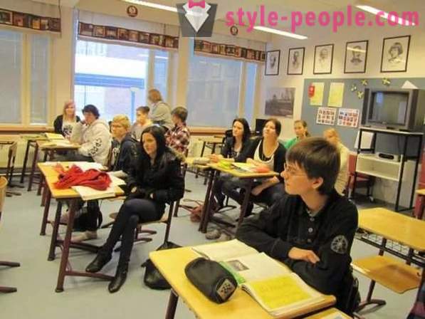 Във Финландия, училищата са премахнали изучаването на втори държавен език