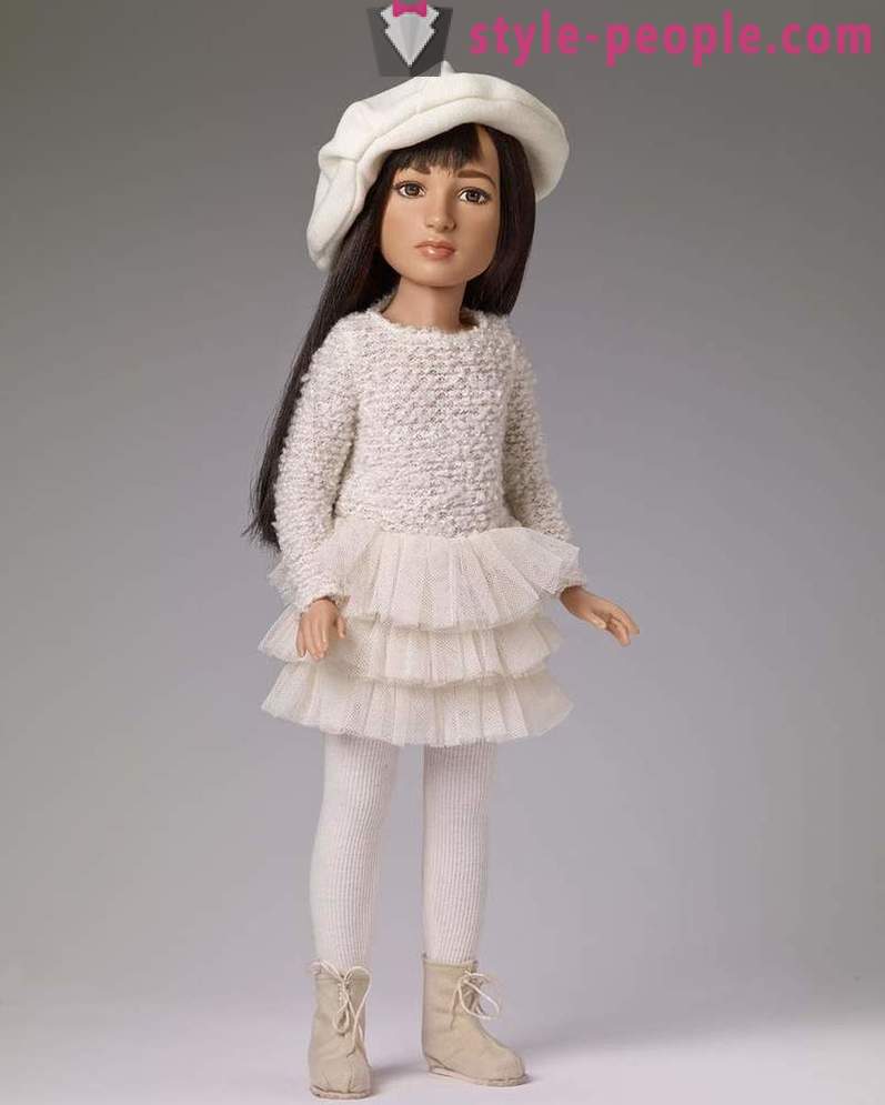 Първият транссексуални кукла в света създаден по образ и подобие на Джаз Дженингс