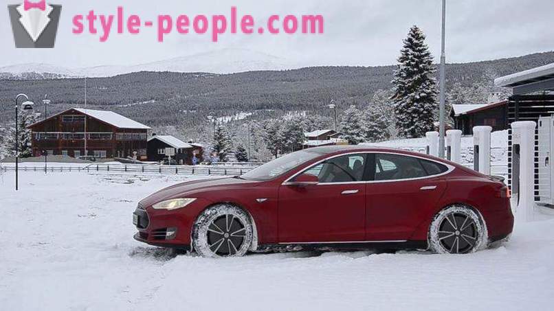 Tesla Motors се подготвят за официалното пускане на руския пазар