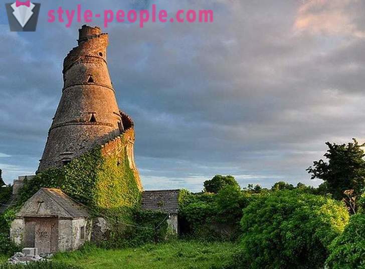 Странни и необичайни места в Ирландия