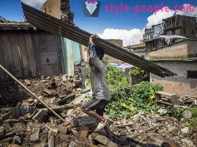 Непал 4 месеца след бедствието