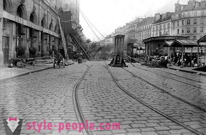 Развалина влака на гара Монпарнас през 1895
