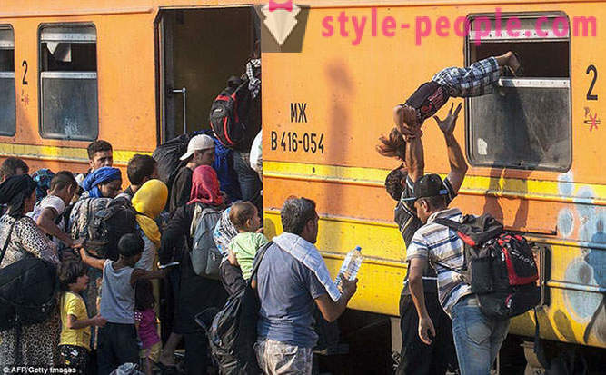 Както мигранти пресичат националните граници
