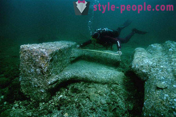 Древният град Ираклион - 1200 години под вода