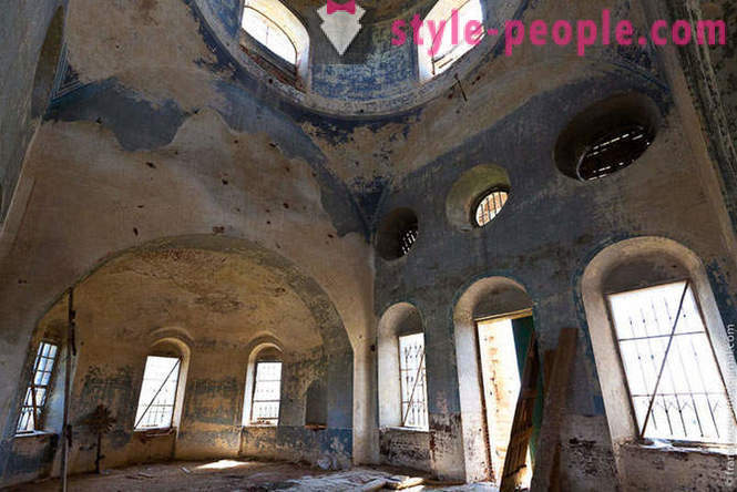 Изоставени църкви и стенописи в региона Липецк