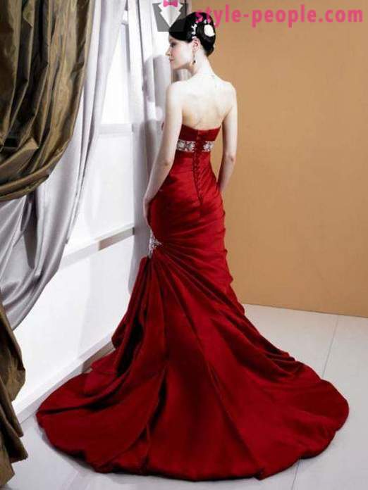 Червена или бяла сватбена рокля?