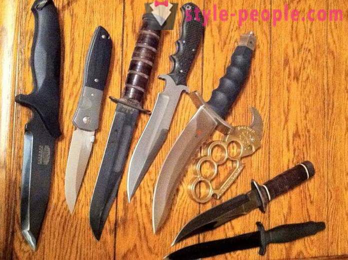 Армейски ножове от различни държави (виж снимката). Армията сгъваем нож